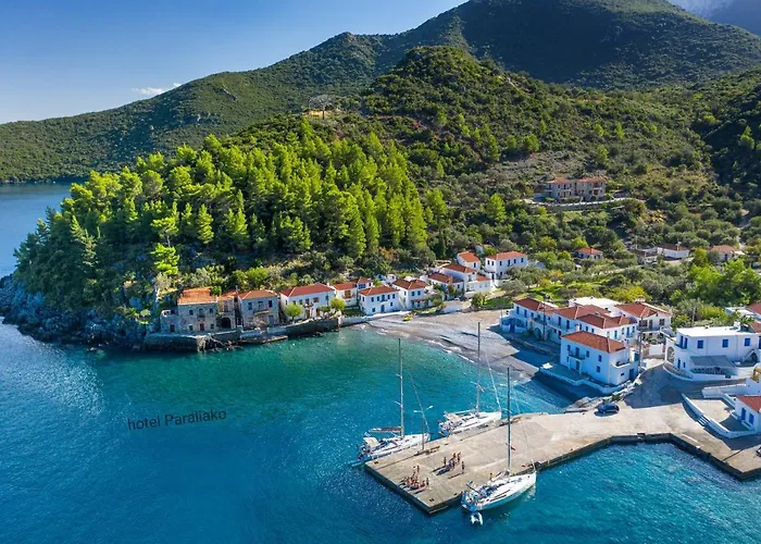 Hotel Paraliako Kyparissi