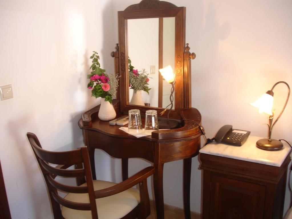 Otel Paraliako Kyparissi