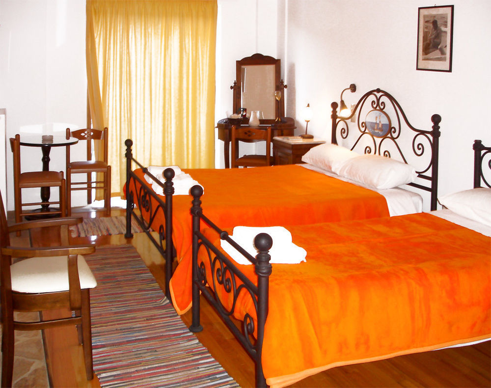 Otel Paraliako Kyparissi 3*